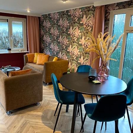 Sfeervolle Chalet Op De Veluwe In Hoenderloo Hotel Екстериор снимка