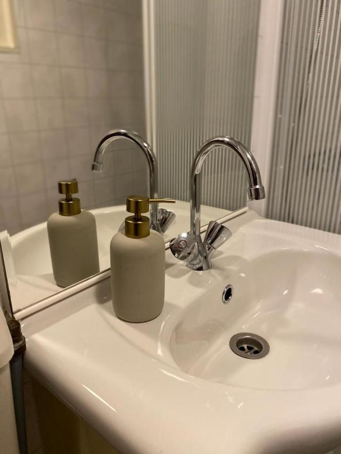 Sfeervolle Chalet Op De Veluwe In Hoenderloo Hotel Екстериор снимка