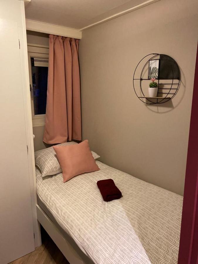 Sfeervolle Chalet Op De Veluwe In Hoenderloo Hotel Екстериор снимка